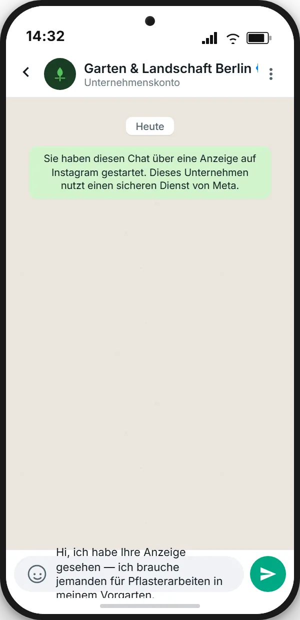 WhatsApp input field with a pre-filled message from a Click-to-WhatsApp ad — before the user taps send (German example mockup)